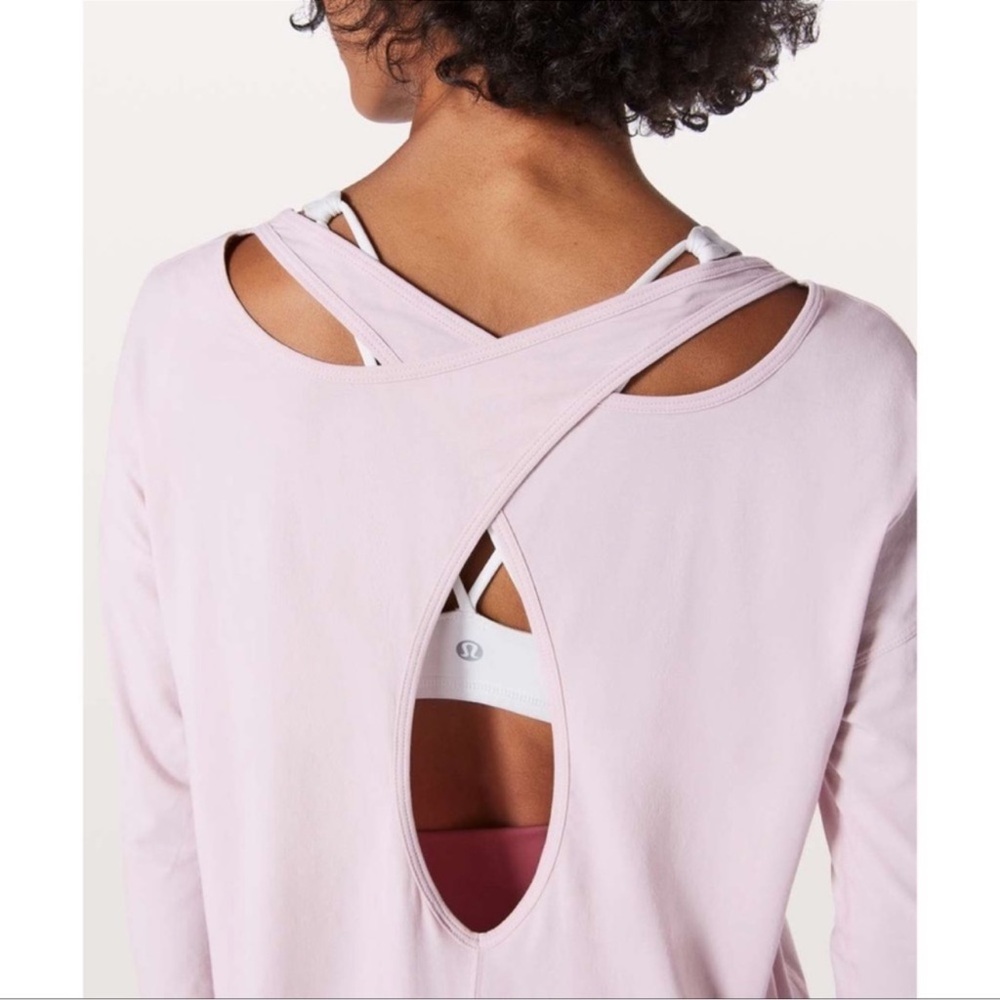 Lululemon Back To It long sleeve porcelain Pink Crisscross Back size 8 - Picture 3 of 13